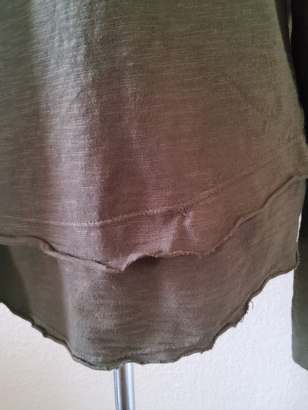 NWOT Wilt Brown Cotton Long Sleeve Ruffle Hem Tee L - Picture 5 of 9